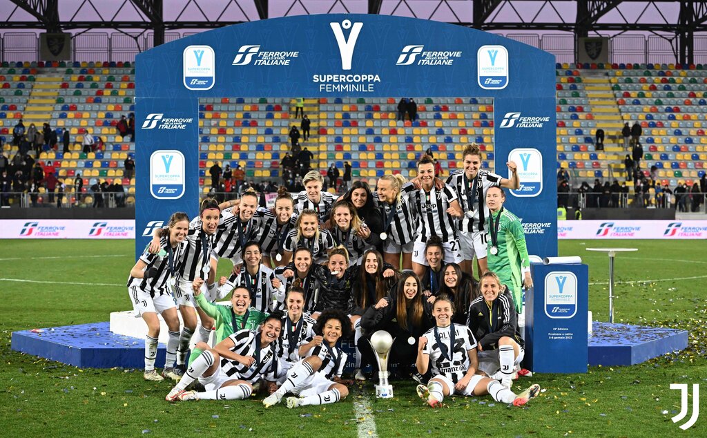 Com Juventus tricampeã, futebol feminino italiano se profissionalizará em  2022 - Surto Olímpico