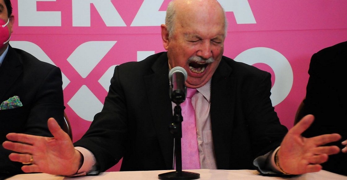 CIUDAD DE MÉXICO, 05ABRIL2021.- Onésimo Cepeda, ex obispo de Ecatepec, anunció su precandidatura como diputado plurinominal del partido Fuerza Por México (FXM). En conferencia, Cepeda aseguró que como legislador, buscará formar un México mejor y durante su labor en la Cámara Baja, no cobrará un sueldo. Por otro lado, el presidente de esta organización, Gerardo Islas, expresó que la candidatura de Onésimo es legítima, ya que el ex ministro se jubiló a los 75 años, por lo que ya no ejerce esa profesión, que lo inhabilita para ocupar un cargo público.