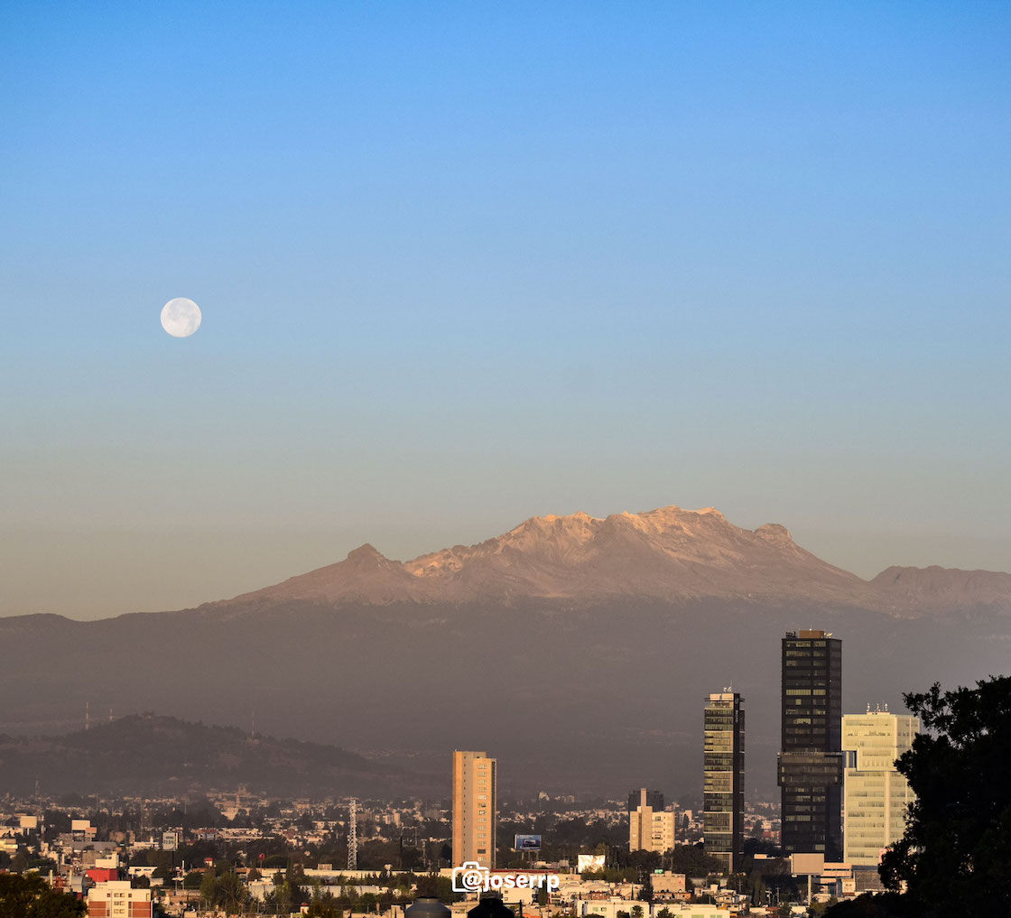 Popocatepetl-febrero-imagenes-explosion-luna
