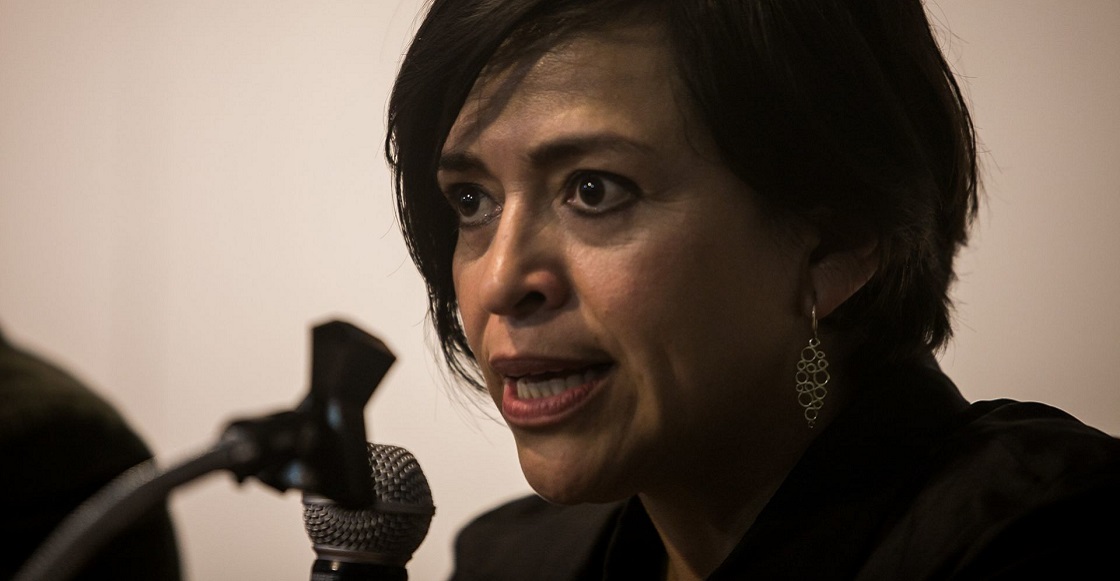 CULIACÁN, SINALOA, 05MARZO2015.- En el marco del doceavo aniversario del semanario Rio Doce, la periodista Anabel Hernández García ofreció una conferencia magistral donde hablo del narcotráfico y problemas sociales en México.