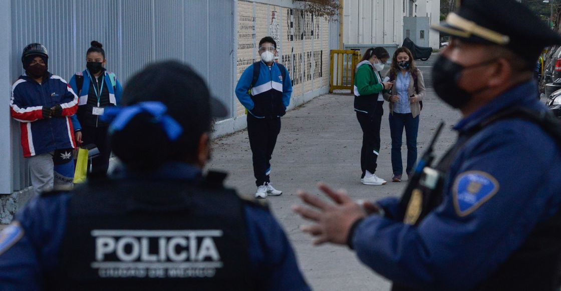 companera-nino-pistola-denuncia-herida-tobillo