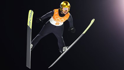 Descalifican a cinco esquiadoras en Beijing 2022 por usar ropa holgada