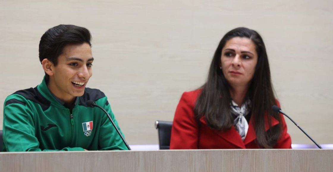 Ana Guevara garantiza beca de Conade para Donovan Carrillo... hasta marzo de 2022