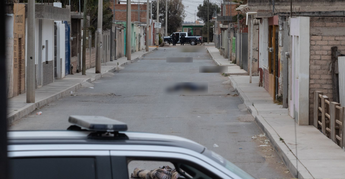 Matanza en Zacatecas: Dejan 10 cuerpos sobre una calle y 6 más colgados en una bodega