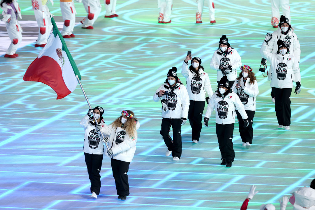 Delegación mexicana en la inauguración de los Juegos Olímpicos de Beijing 2022