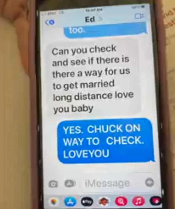 Paciente con COVID-19 se casa con su exposa en el hospital y muere 2 días después