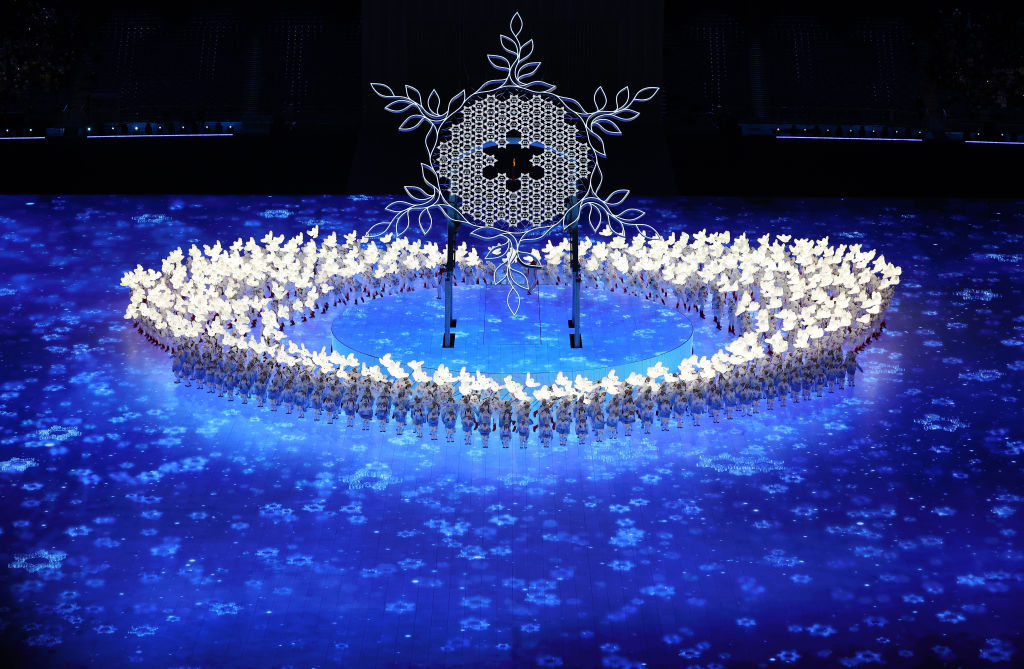 Copos de nieve en la inauguración de los Juegos olímpicos de Invierno Beijing 2022
