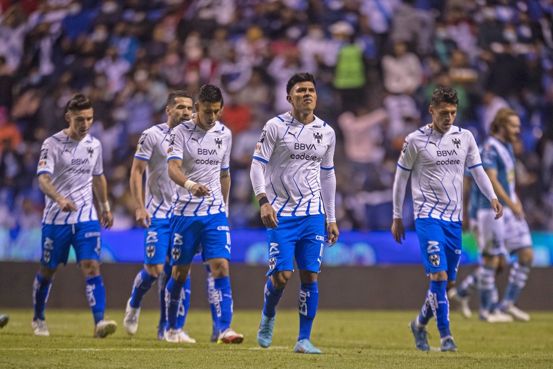 Zaguito reventó a Jesús Gallardo en la derrota de Monterrey ante Puebla
