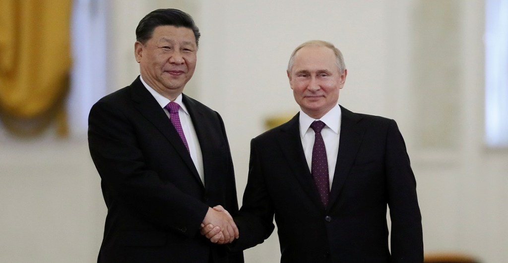 Russian President Vladimir Putin shakes hands with his Chinese counterpart Xi Jinping at the Kremlin in Moscow, Russia, June 5, 2019.