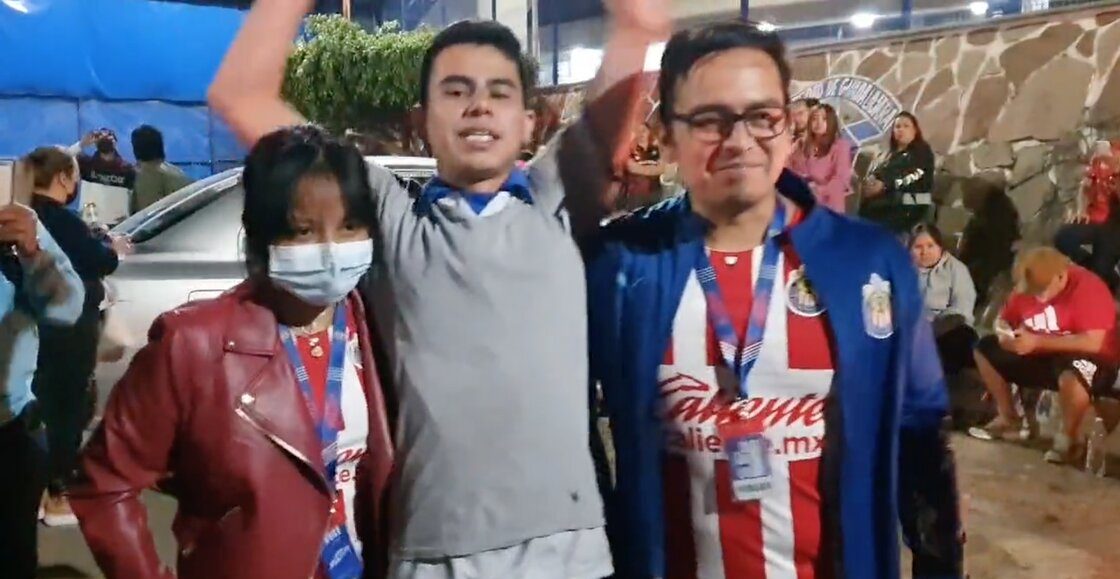 Aficionados de Chivas apoyaron a los de Atlas en el Estadio Jalisco: "El corazón es el mismo"