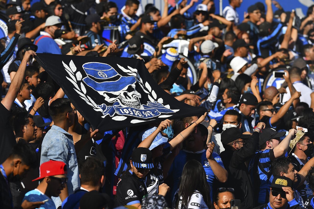 ¿Cómo llegaron las barras al futbol mexicano y por qué se pide su desaparición?