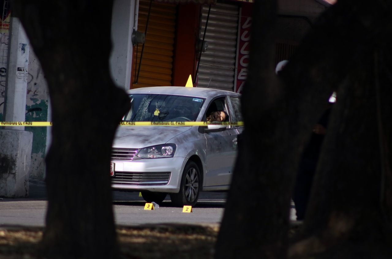 Hombre asesina a su yerno por presuntamente golpear a su hija