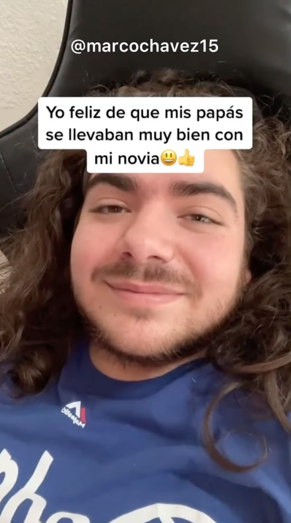 Ah, caray:  Joven asegura que su exnovia le puso el cuerno con... ¡¿sus papás?!