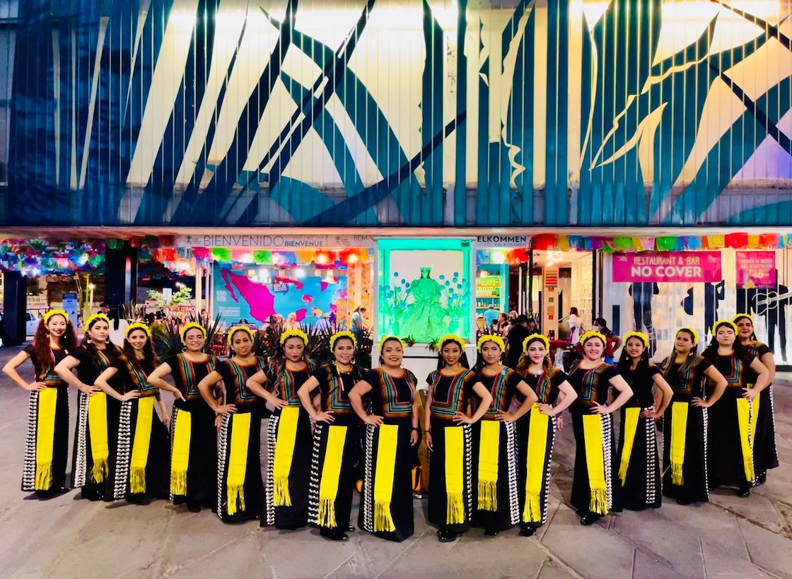 mariachi-femenil-amazonas-mujeres-8-marzo