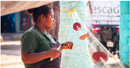 mujeres-pescadoras-manglar-oaxaca-pesca