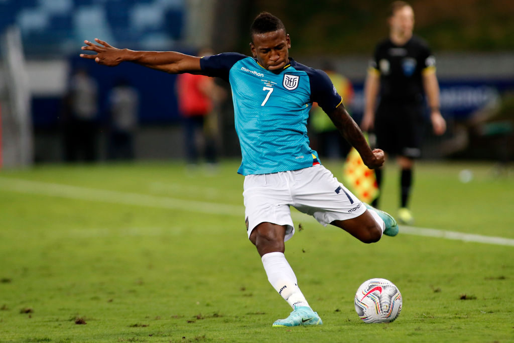 Pervis Estupiñan de la Selección de Ecuador