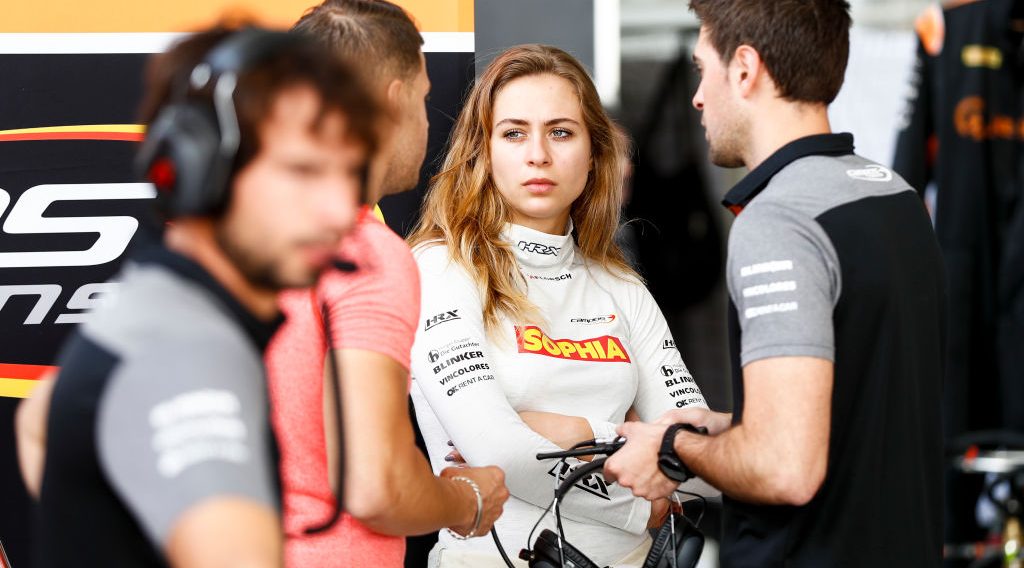 El reclamo de Sophia Flörsch al automovilismo por la nula inclusión de la mujer: "Se adornan sin apoyo real"