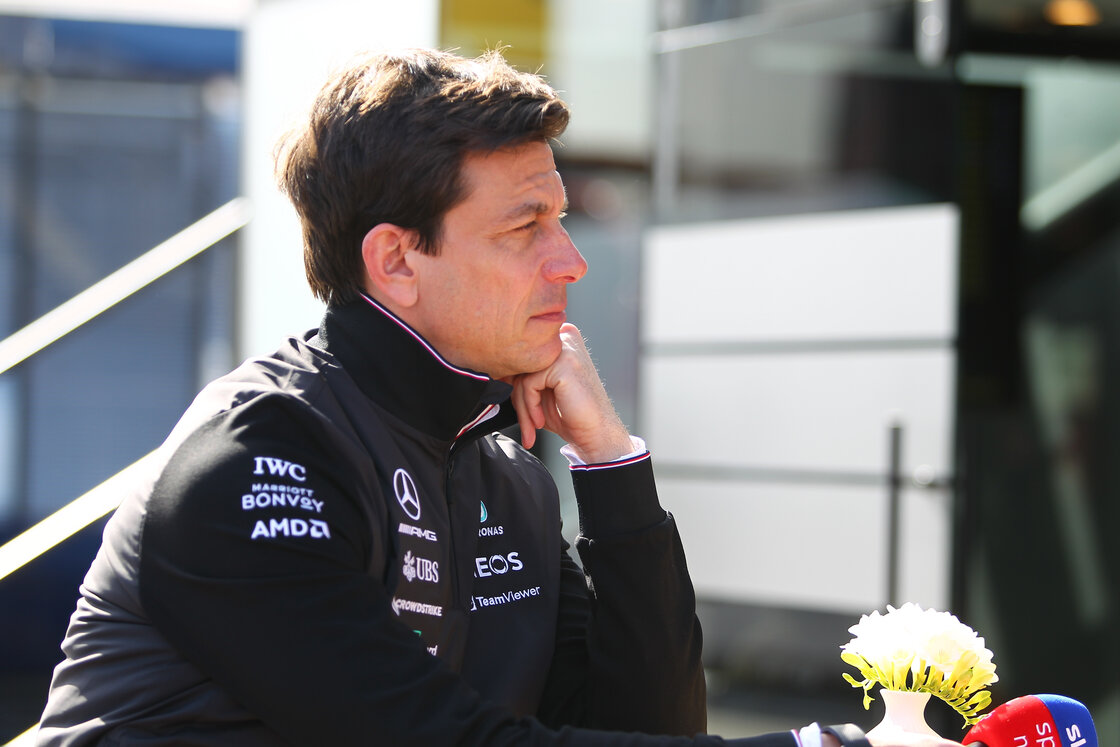 ¡Ya suéltalo! Dice Toto Wolff que no quiere "hablar nunca más" con Michael Masi por el GP de Abu Dhabi