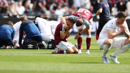 Nikola Vlasic rompió en llanto tras provocarle una grave lesión a Ashley Westwood en la Premier League