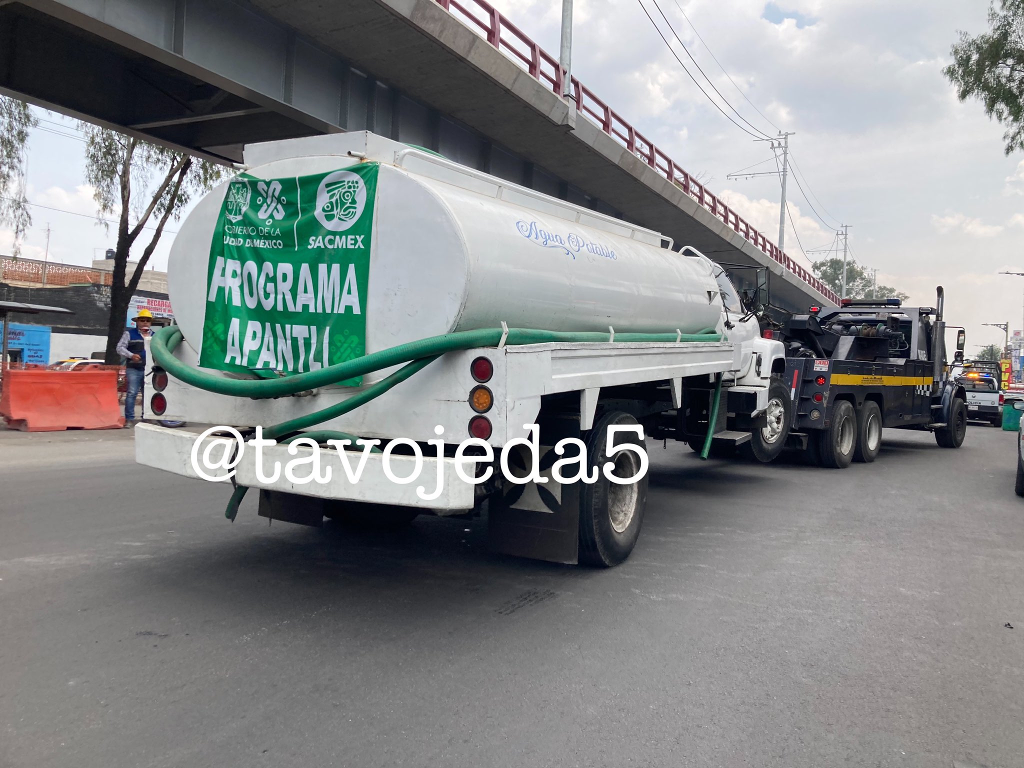 ciclista-mexico-cdmx-atropella-pipa