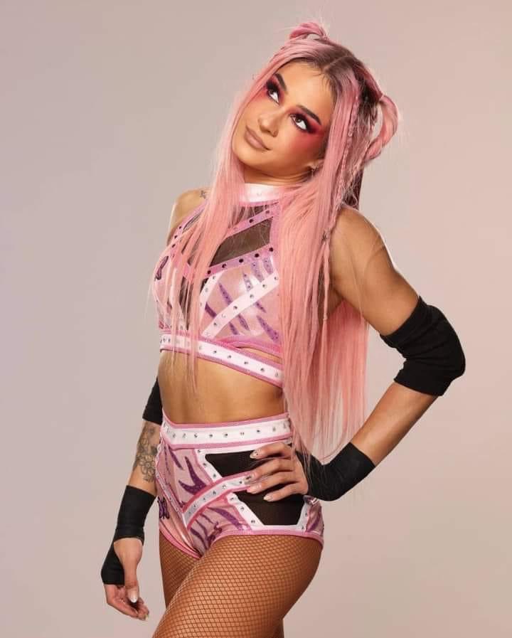 Dakota Kai, exluchadora de WWE