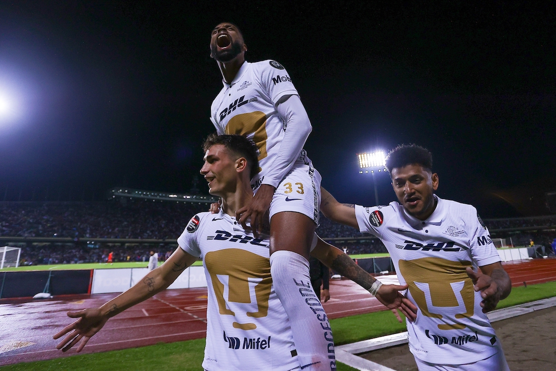 Doblete Dinneno Pumas Mundial de Clubes