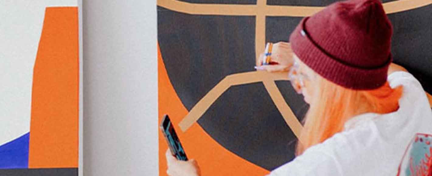 Obra de Hola Lou en NBA Beyond The Lines