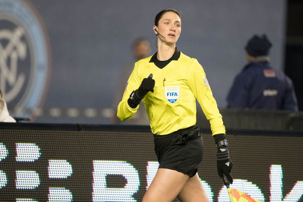 Kathryn Nesbitt , árbitro para Qatar 2022