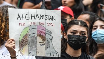 afganistan-burka-obligatorio-protesta-mujeres