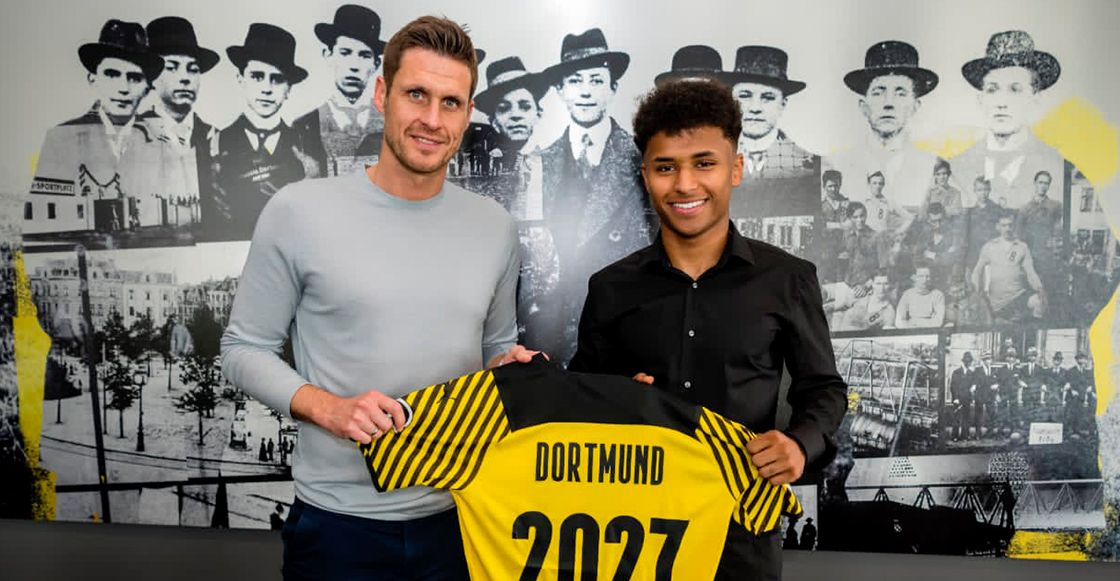 El heredero de Haaland: Borussia Dortmund ficha a Karim Adeyemi