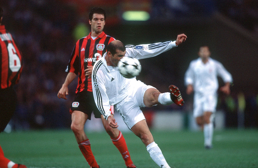 Zinedine Zidane en la Champions League del 2002