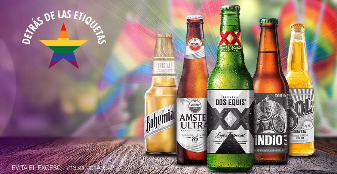 Las etiquetas arco iris de las cervezas