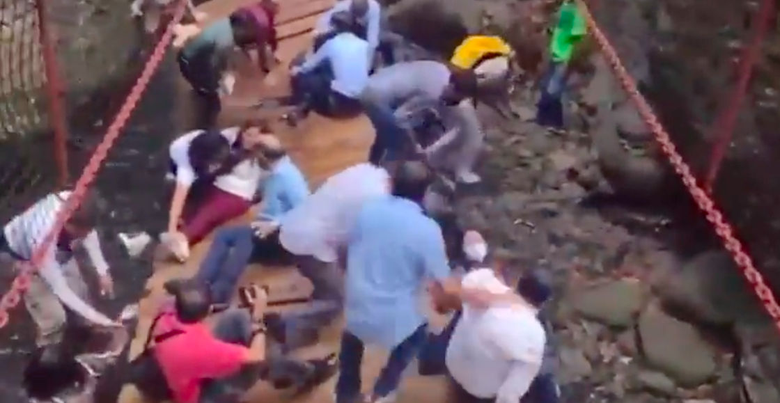 alcalde-invitados-caen-puente-colgante-cuernavaca-heridos