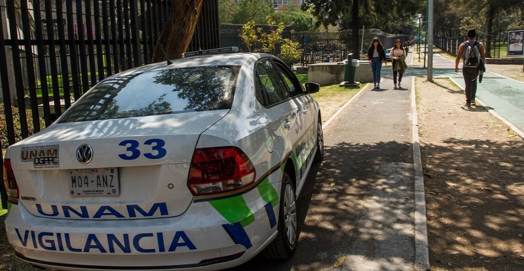 CIUDAD DE MÉXICO, 01MARZO2018.- Unidade de vigilancia UNAM continúan con sus recorridos por el campus de Ciudad Universitaria, en especial en la zona del Frontón, en donde la semana pasada asesinaron a dos personas, por supuestos vínculos con el narcotráfico. 