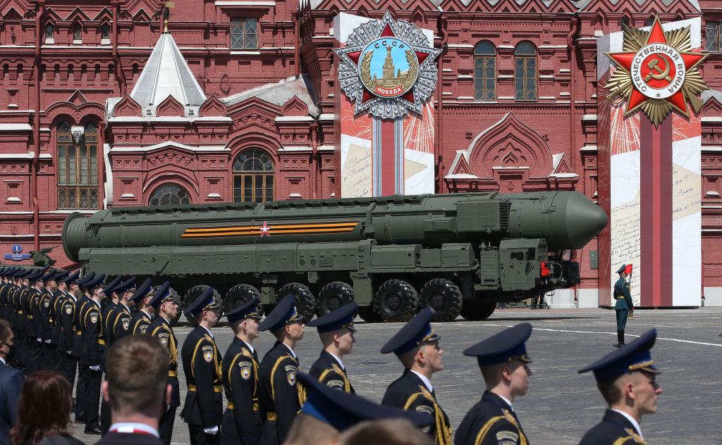 Un misil nuclear ruso en la Plaza Roja en 2020 para celebrar el aniversario de la derrota nazi