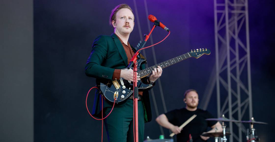 Two Door Cinema Club está de vuelta con su nueva rola "Wonderful Life"