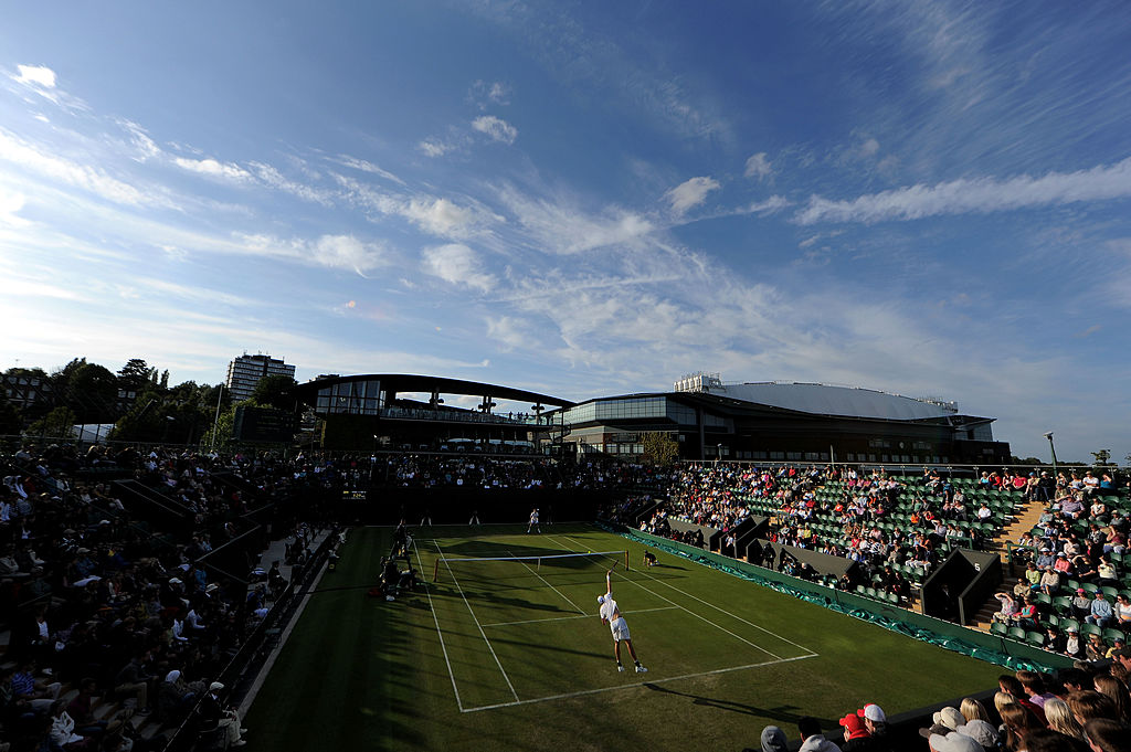 En Wimbledon y durante 3 días: Así fue el partido de tenis más largo de la historia