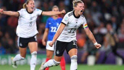 El doblete de Alexandra Popp que puso a Alemania en la final de la Euro Femenil