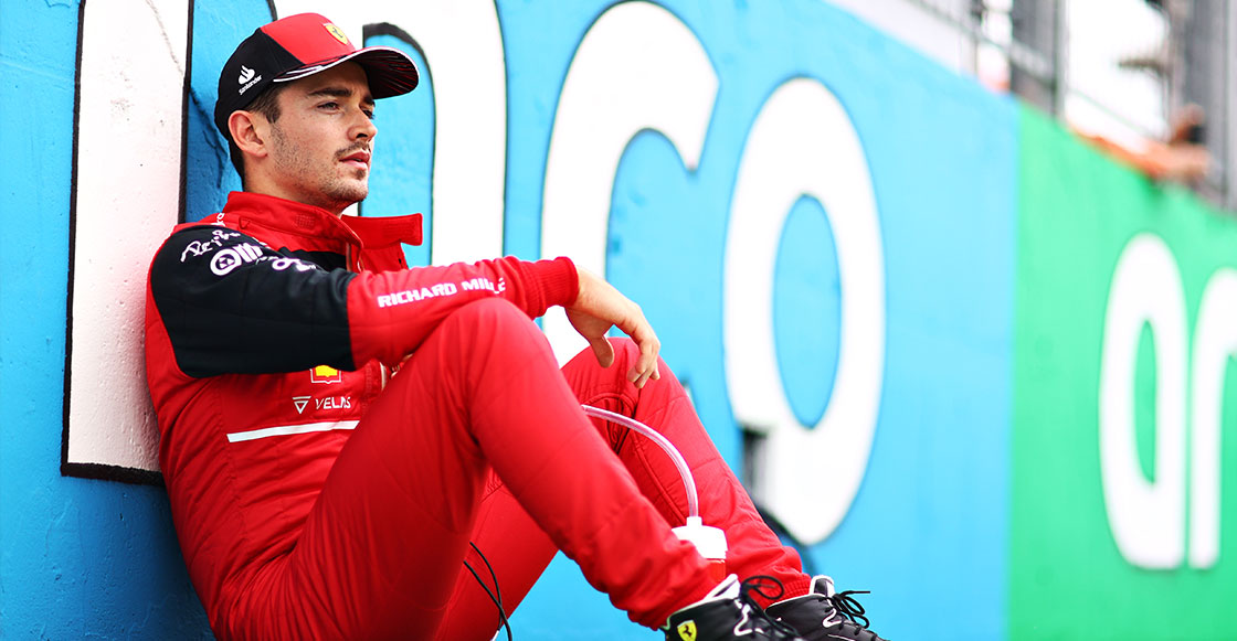 Charles Leclerc pierde la ilusión por el título tras errores propios y de Ferrari: "No es mala suerte"