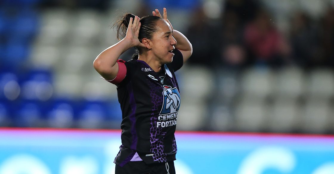 La razón por la que Charlyn Corral se enganchó con la afición en el Pachuca vs Gallos Femenil