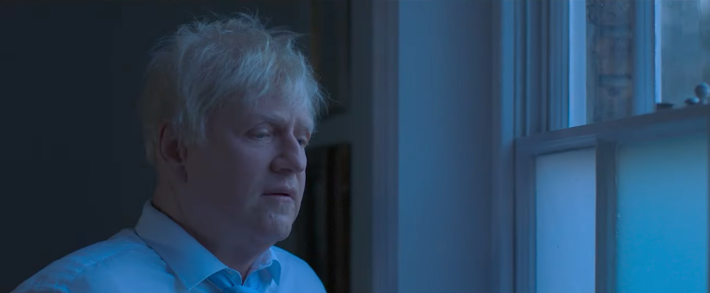 ¡Igualitos! Checa a Kenneth Branagh como Boris Johnson en el teaser de 'This England'