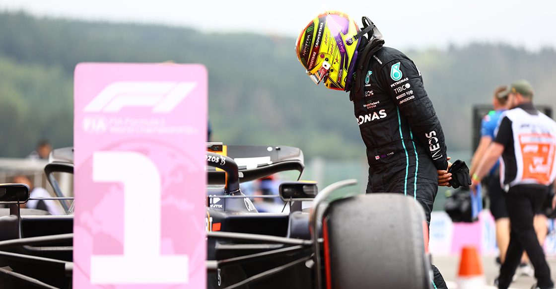 Lewis Hamilton explotó al no poder competir con su Mercedes en Bélgica: "Apesta y es lento"