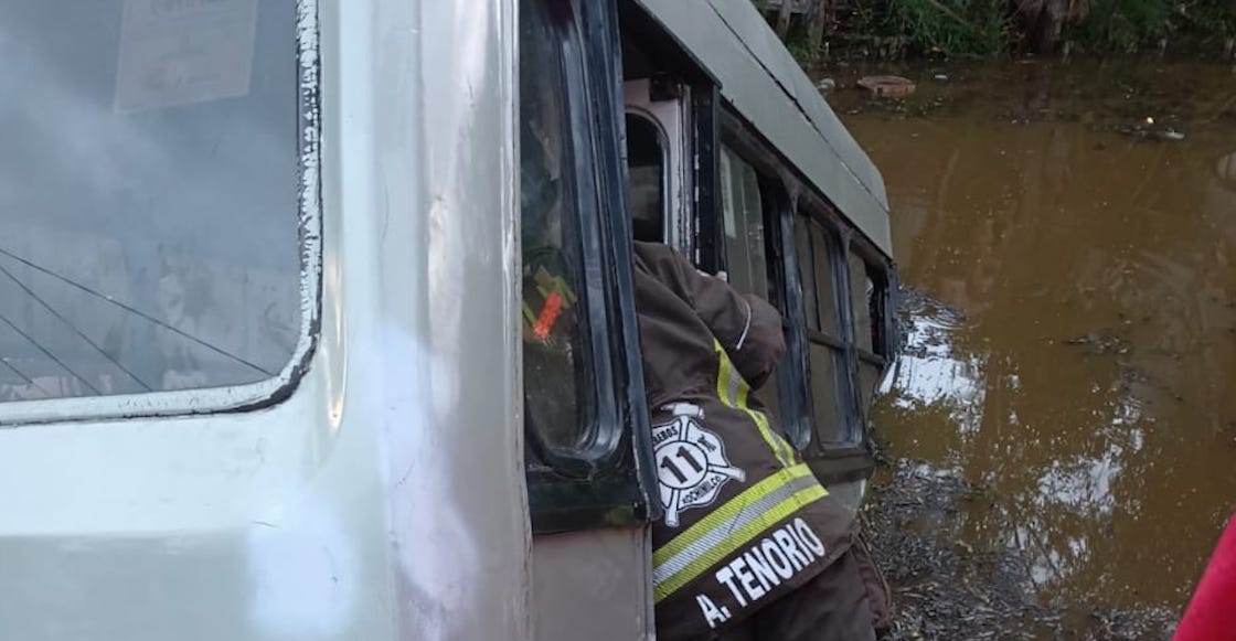 microbus-canal-xochimilco-cdmx