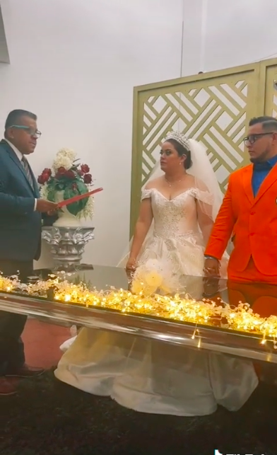 Amor saiyajin: Novio va a su boda con traje de 'Dragon Ball' y se hace viral