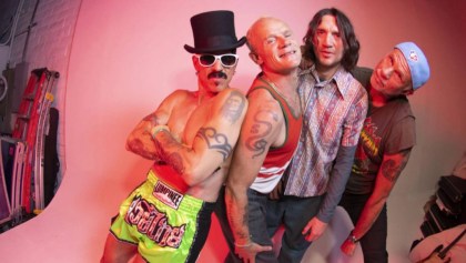Red Hot Chili Peppers le pegan duro al funk en su nueva rola "Tippa My Tongue"