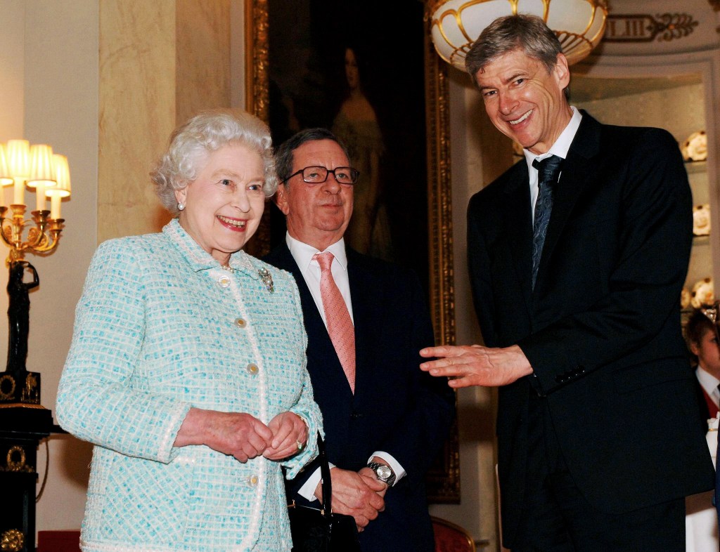 Arsenal y su visita a la Reina Isabel II