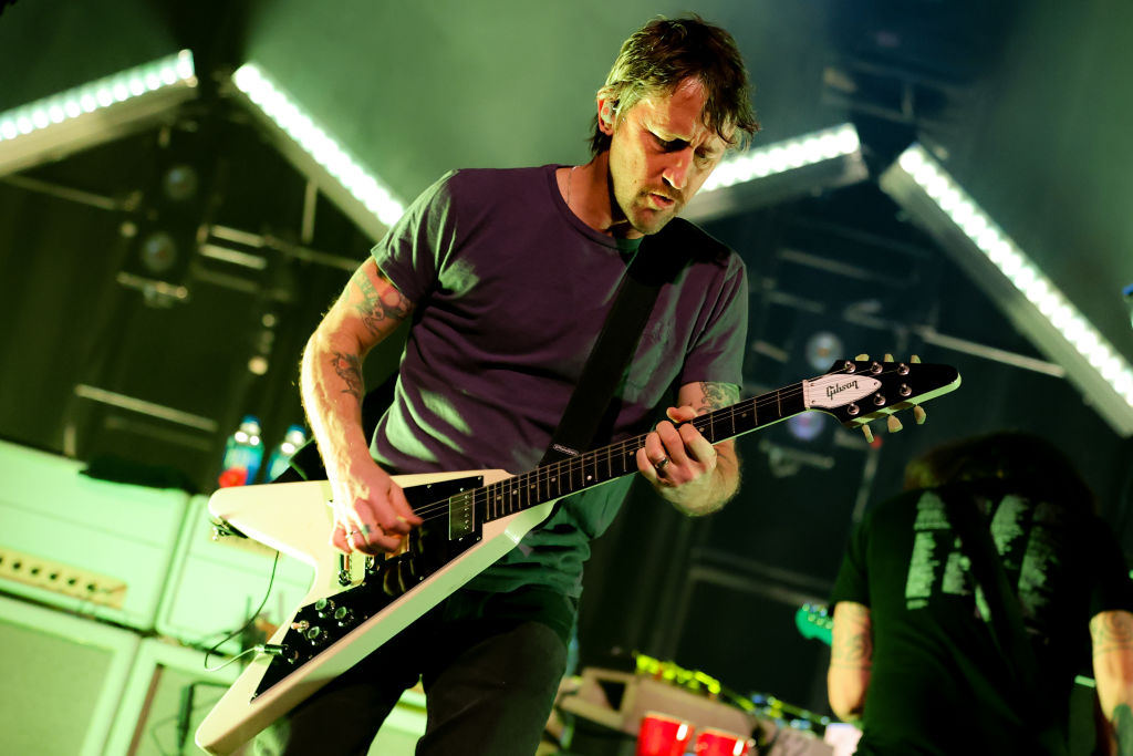 Chris Shiflett de Foo Fighters espera que la banda lance un disco más