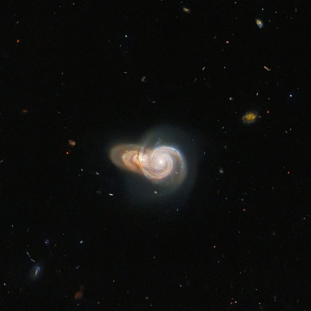 ¡¿Están chocando?! El espectacular encuentro entre dos galaxias captado por el Telescopio Hubble