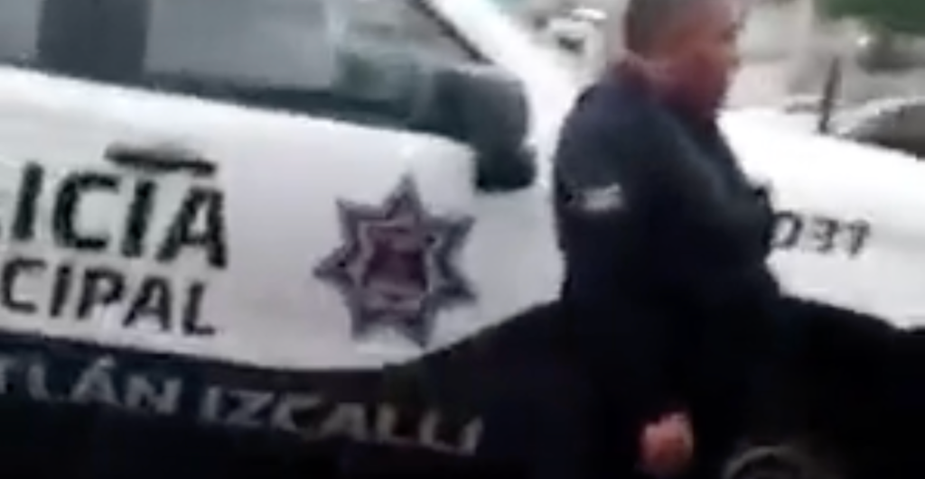 pollo-rostizado-policias-cuautitlan-izcalli-detenido-arrestado-fila-video-1