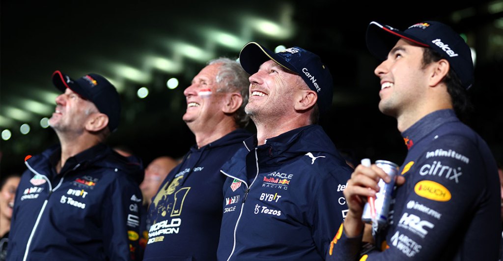 Helmut Marko aclara que no Red Bull no dará órdenes a Verstappen para ayudar a Checo Pérez